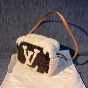 Teddy bear lv purse with lock n key